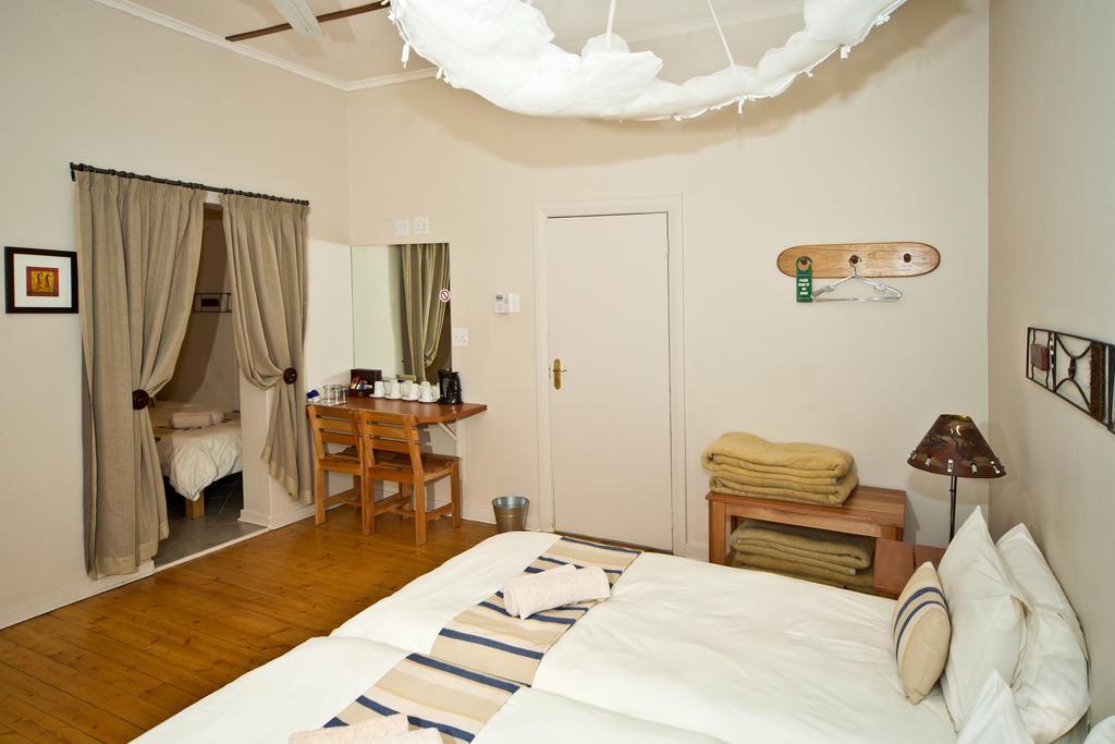 Bahnhof Hotel אוס חדר תמונה