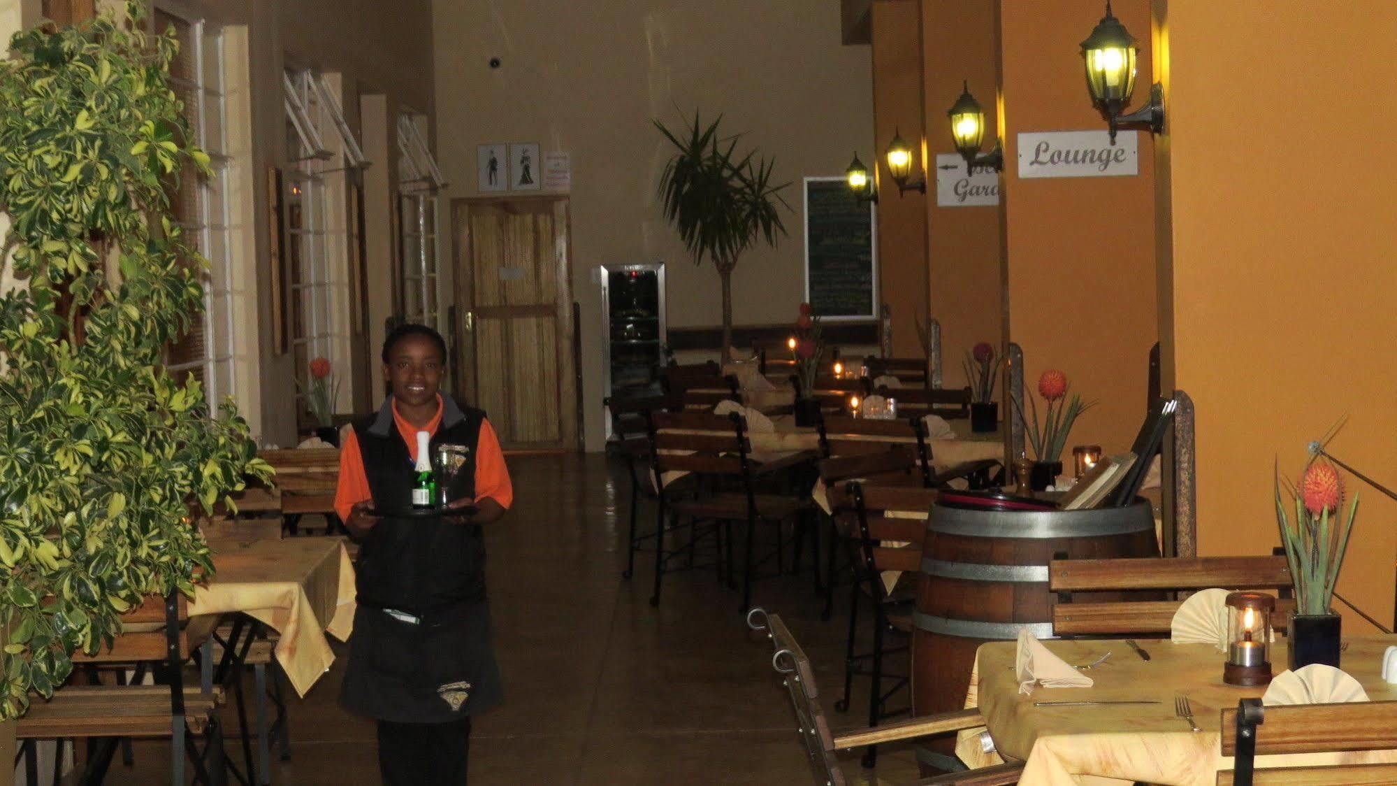 Bahnhof Hotel אוס מראה חיצוני תמונה
