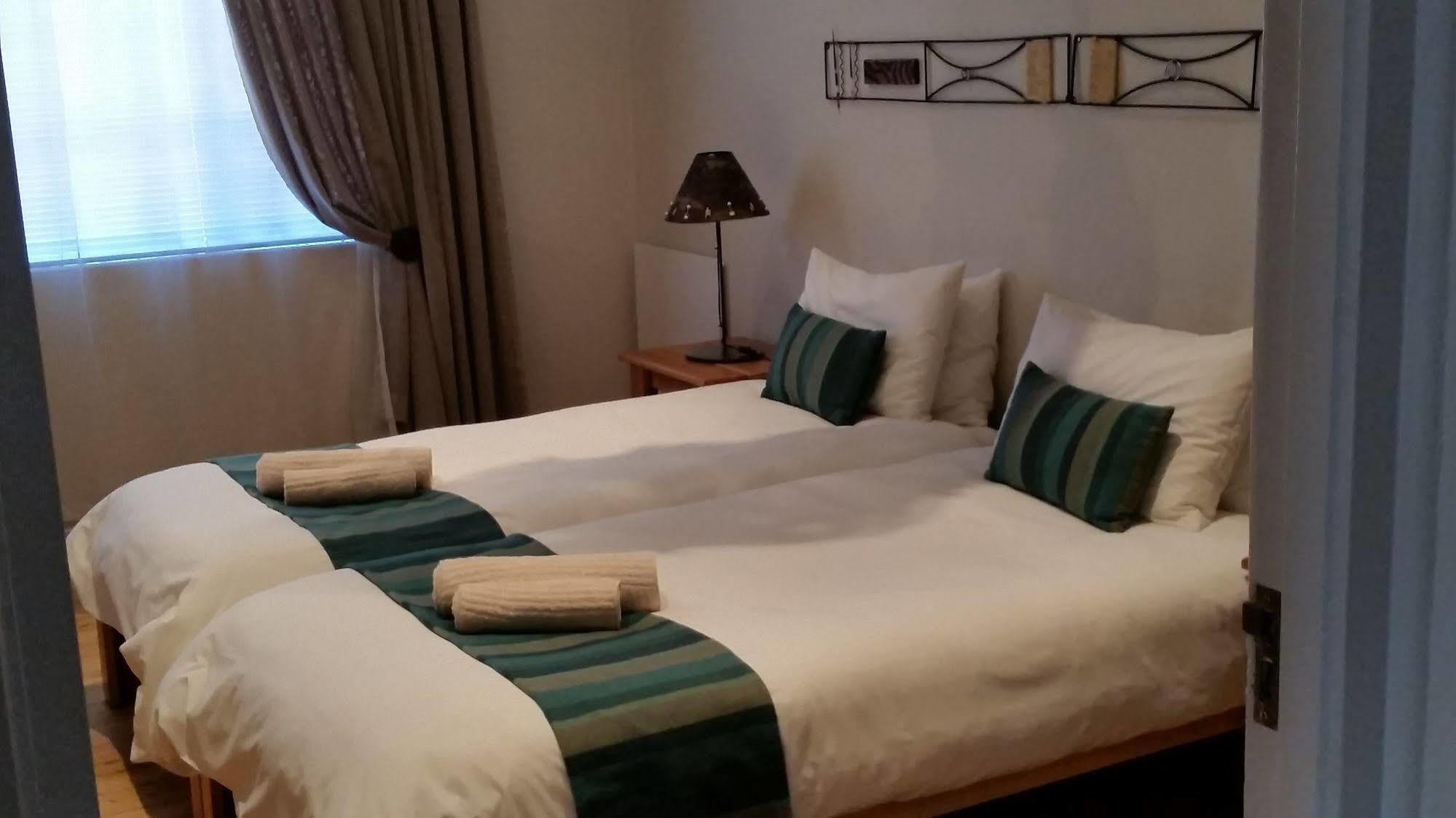 Bahnhof Hotel אוס מראה חיצוני תמונה