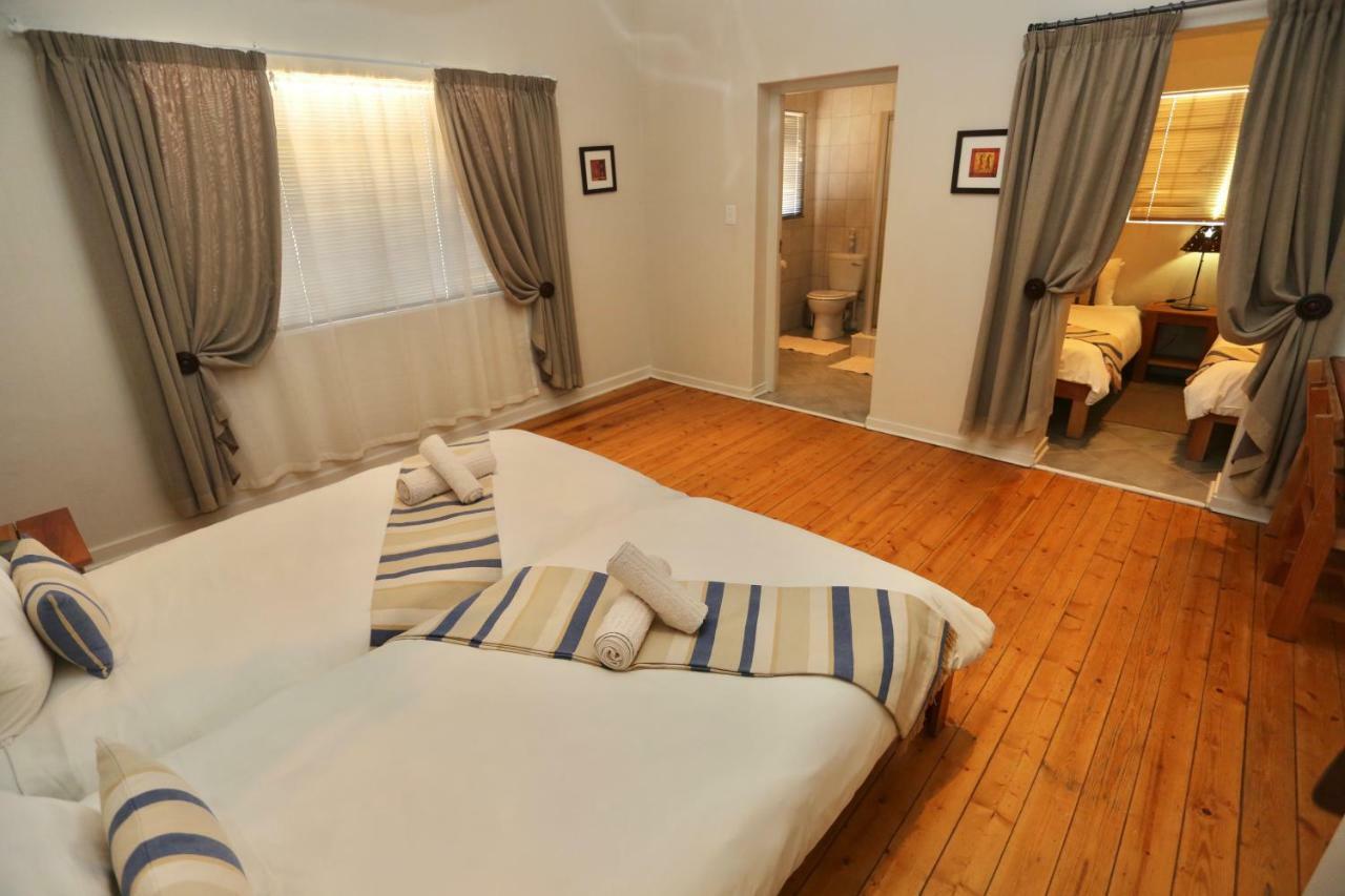 Bahnhof Hotel אוס מראה חיצוני תמונה
